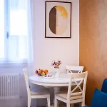 Isabel Old Town Apartament *