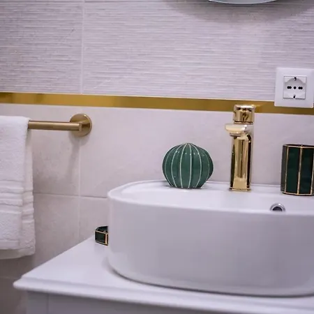 Isabel Old Town Daire *