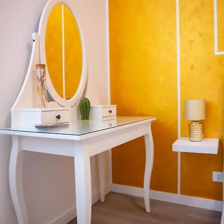 Isabel Old Town Daire Padova