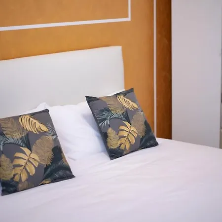 Isabel Old Town Daire *